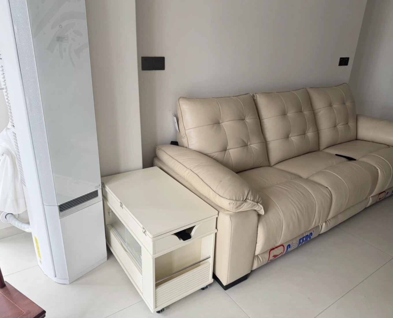 Solid Wood Transforming Coffee Table with Lift-Top & Storage