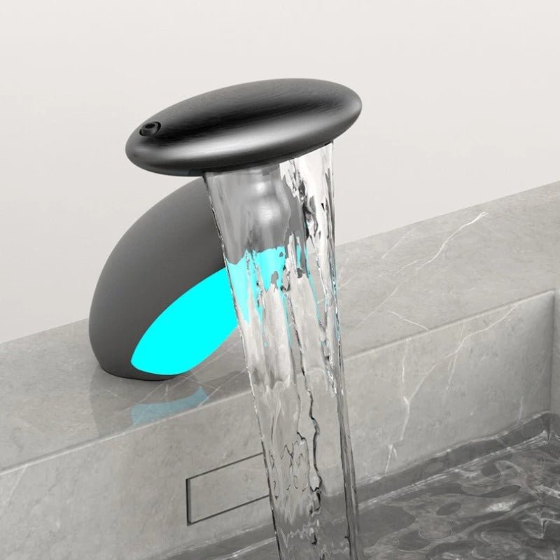 Smart LED Bathroom Faucet – 4 Water Modes, 360° Pull - Out Head - Androf